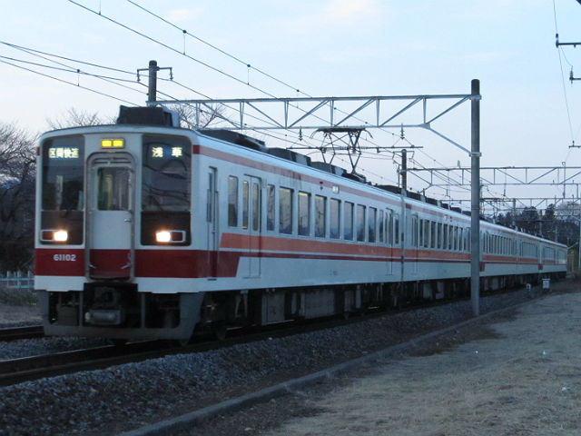 61102f