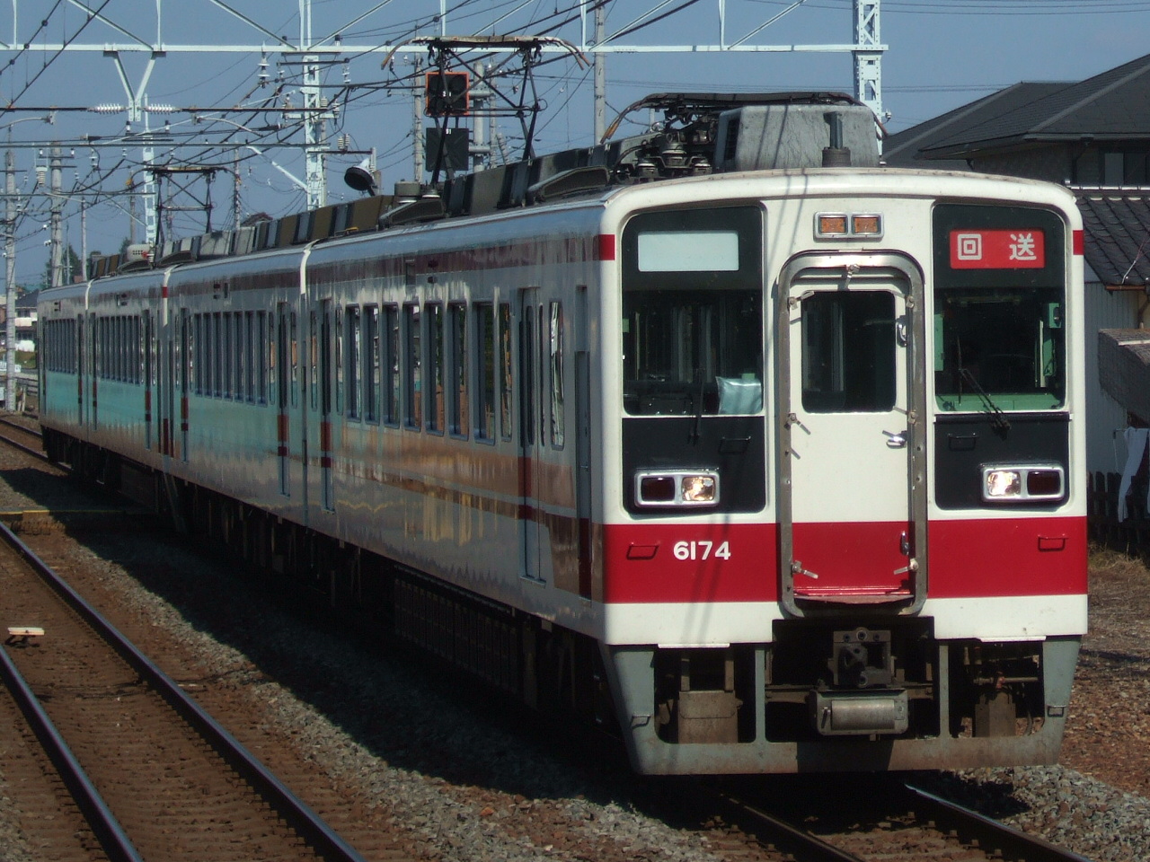 6174F